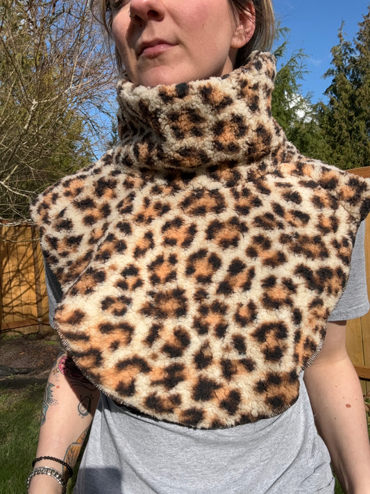 Neck warmer